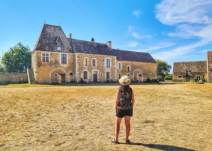 Manoir Du Bois Joly - Cabanes De Berger